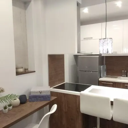 Flow - White Tower Two Bedroom *