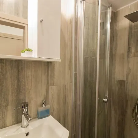 아파트 Flow - White Tower Two Bedroom *