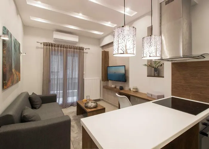 Flow - White Tower Two Bedroom Apartment *