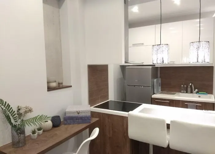 Flow - White Tower Two Bedroom *