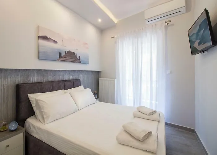 Flow - White Tower Two Bedroom