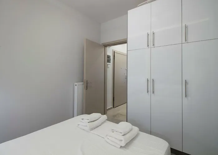 Flow - White Tower Two Bedroom *